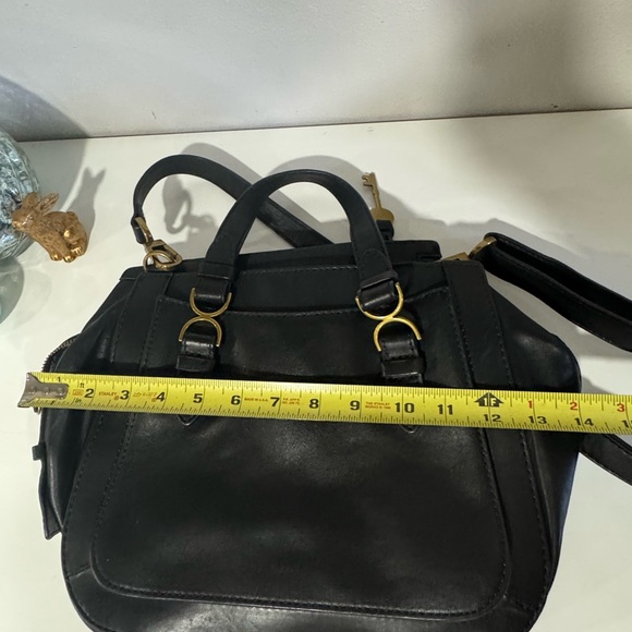 Fossil black leather bag with removable crossbody bag and gold hard ware - Picture 12 of 12